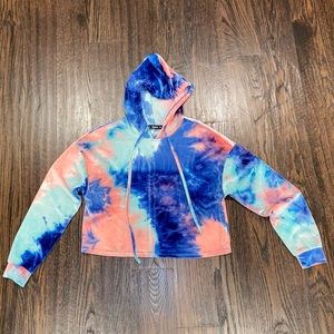tie dye velvet cropped top